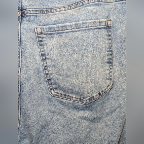 Lane Bryant Skinny Jeans 18 Plus Size Mid-Rise Acid Wash Flex Magic Waistband - Picture 5 of 7
